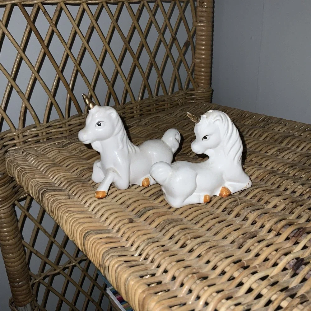 Vintage Unicorns, White Gold Salt Pepper Shakers Ceramic W/ Stoppers Decor